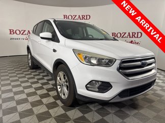 Used 2017 Ford Escape SE image 1