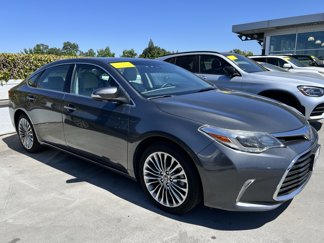 Used 2016 Toyota Avalon Limited image 1