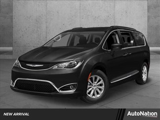 Used 2017 Chrysler Pacifica Limited image 1