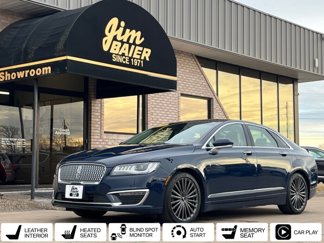 Used 2018 Lincoln MKZ Reserve image 1