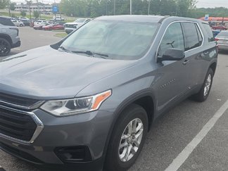 Used 2021 Chevrolet Traverse LS image 1