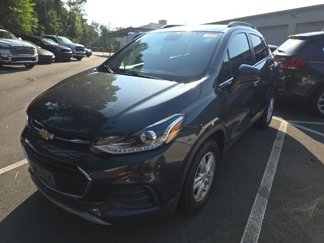 Used 2018 Chevrolet Trax LT w/ LT Convenience Package image 1