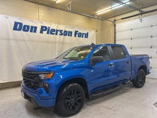Used 2023 Chevrolet Silverado 1500 Custom image 1