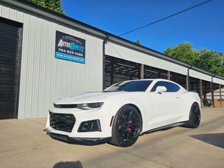 Used 2016 Chevrolet Camaro SS image 1
