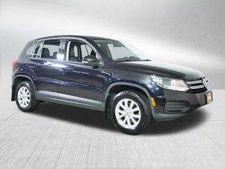 Used 2013 Volkswagen Tiguan S image 1