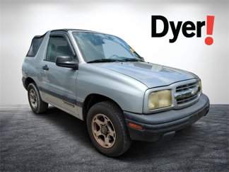 Used 2001 Chevrolet Tracker 4WD Convertible w/ Preferred Equipment Group image 1