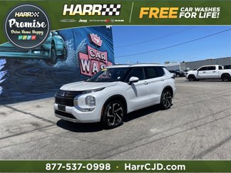 Used 2022 Mitsubishi Outlander SEL image 1