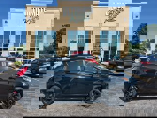 Used 2016 Ford Fiesta SE image 1