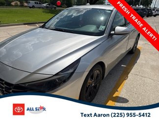 Used 2022 Hyundai Elantra SEL w/ Convenience Package image 1