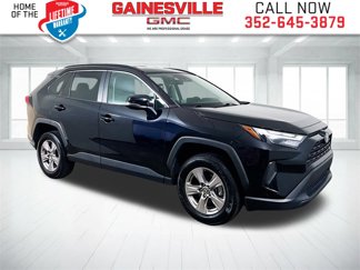 Used 2023 Toyota RAV4 XLE image 1