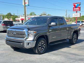 Used 2018 Toyota Tundra SR5 image 1