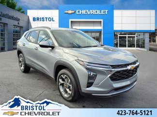 New 2025 Chevrolet Trax LT w/ Driver Confidence Package image 1