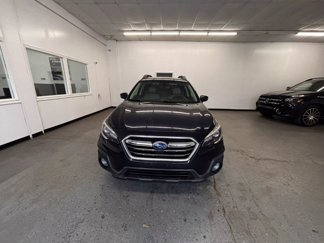 Used 2018 Subaru Outback 2.5i Limited image 1