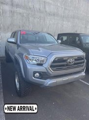 Used 2016 Toyota Tacoma 4x4 Double Cab image 1