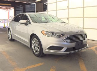 Used 2017 Ford Fusion SE w/ Fusion SE Technology Package image 1