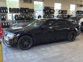 Used 2019 Chrysler 300 Touring w/ Sport Appearance Package image 1