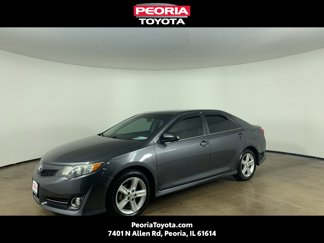Used 2013 Toyota Camry SE image 1