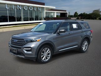 Used 2022 Ford Explorer XLT w/ Equipment Group 202A image 1