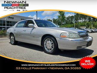 Used 2006 Lincoln Town Car Signature Limited image 1