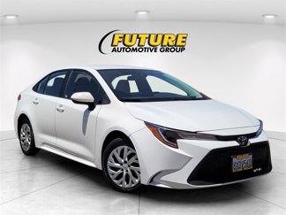 Used 2022 Toyota Corolla LE image 1
