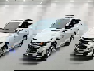 Used 2022 Chevrolet Malibu LT image 1
