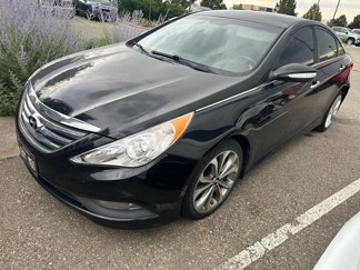 Used 2014 Hyundai Sonata SE image 1