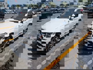 Used 2022 Mercedes-Benz GLC 300 4MATIC image 1