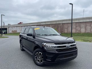 Certified 2024 Ford Expedition XLT image 1