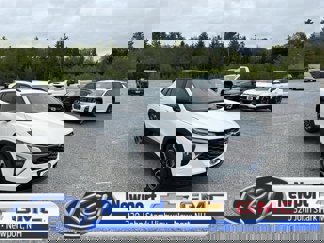 New 2025 Chevrolet Trax RS w/ Sunroof Package image 1