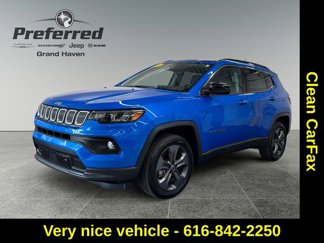 Used 2022 Jeep Compass Latitude w/ Sun and Sound Group image 1