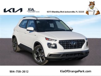 Used 2023 Hyundai Venue SEL image 1
