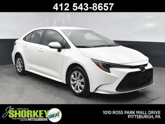 Used 2022 Toyota Corolla LE image 1