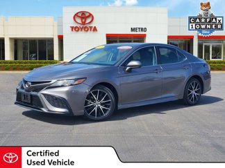 Certified 2022 Toyota Camry SE image 1