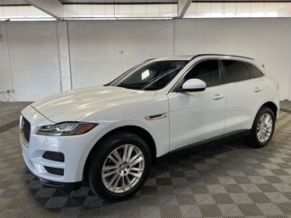 Used 2017 Jaguar F-PACE Prestige image 1