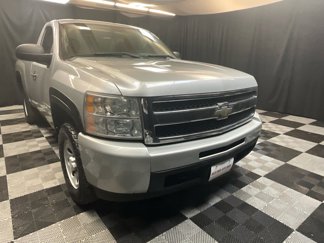 Used 2011 Chevrolet Silverado 1500 W/T image 1