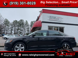 Used 2014 Volkswagen Passat 1.8T SE image 1