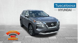 Used 2023 Nissan Rogue SV image 1