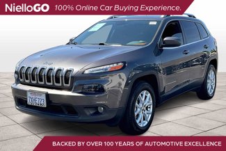 Used 2017 Jeep Cherokee Latitude w/ Comfort/Convenience Group image 1