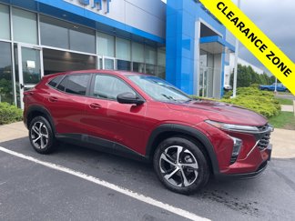 Used 2024 Chevrolet Trax RS image 1