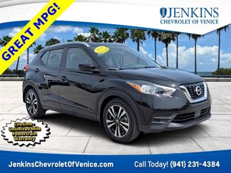 Used 2020 Nissan Kicks SV image 1