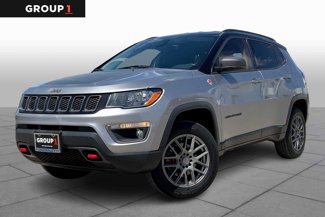 Used 2017 Jeep Compass Trailhawk image 1