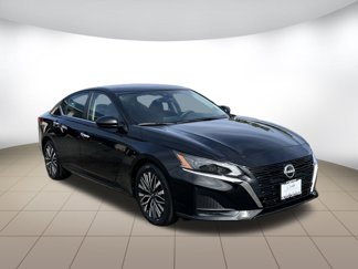 Used 2023 Nissan Altima 2.5 SV image 1