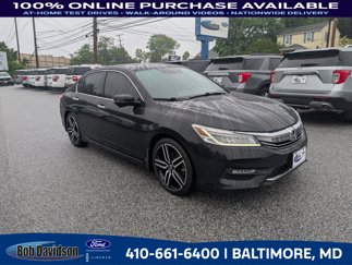 Used 2017 Honda Accord Touring image 1