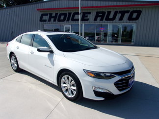Used 2024 Chevrolet Malibu LT image 1