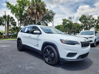 Used 2021 Jeep Cherokee Latitude image 1