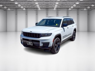 Used 2023 Jeep Grand Cherokee L Laredo image 1