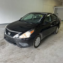 Used 2019 Nissan Versa SV image 1