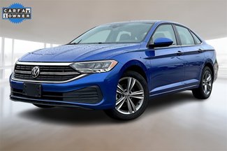 Used 2024 Volkswagen Jetta SE image 1