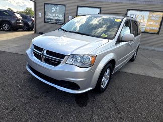 Used 2012 Dodge Grand Caravan SXT image 1