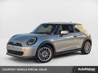 Used 2025 MINI Cooper 2-Door Hardtop image 1